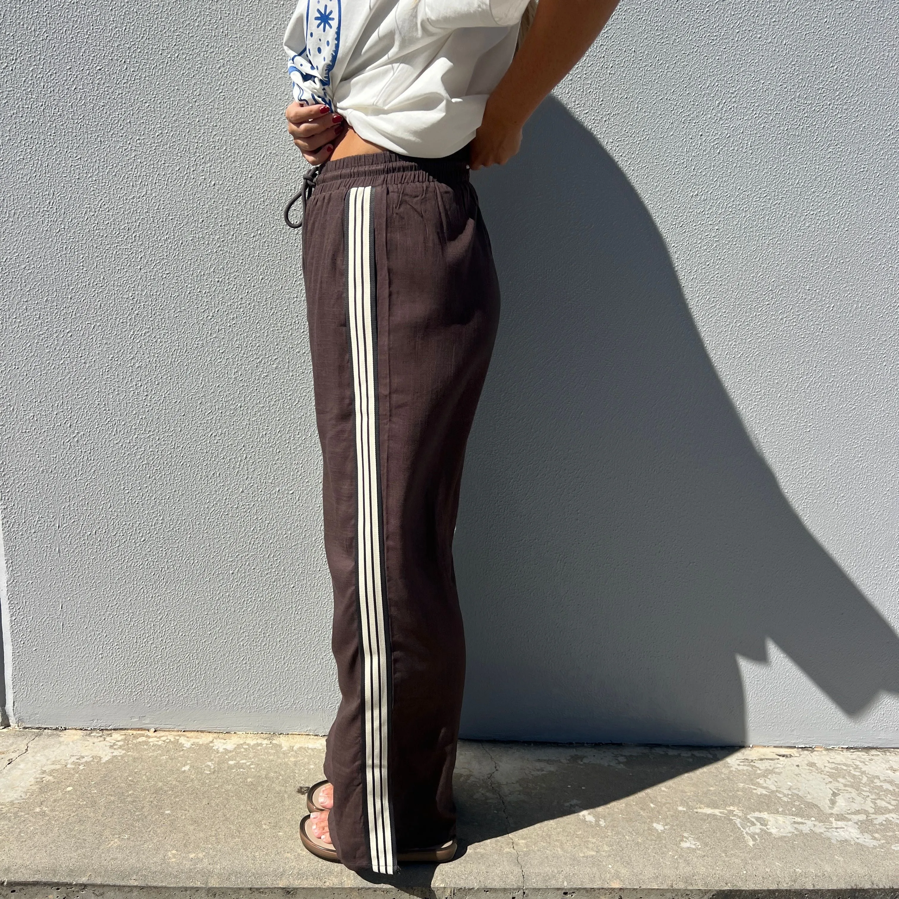 Lola Stripe Pant - Chocolate